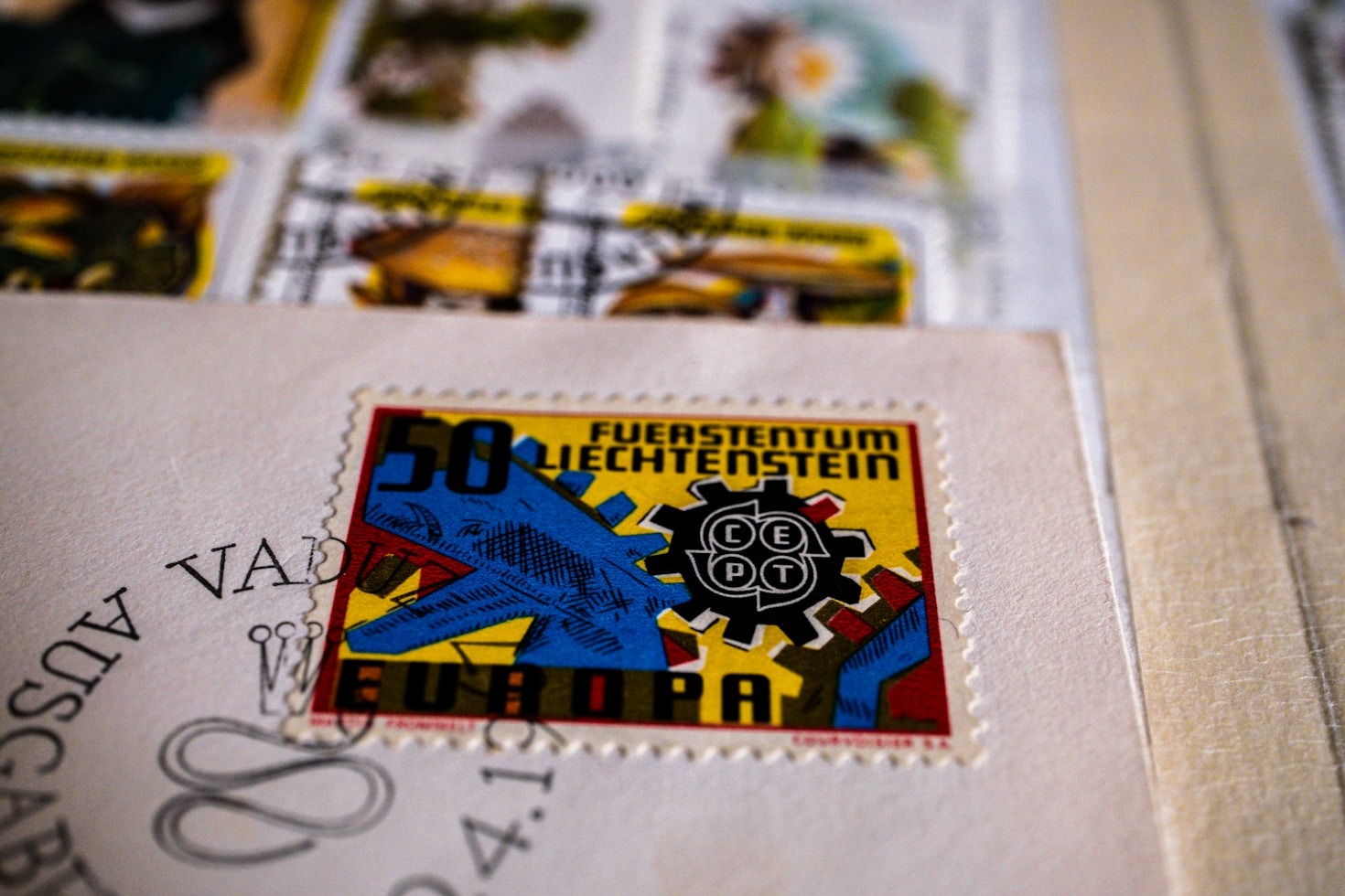 De geschiedenis van Nederlandse kinderzegels